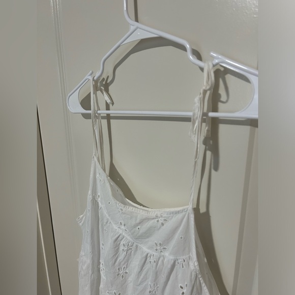 Victoria’s Secret White Linen Cover Up in Size Large - Picture 3 of 6